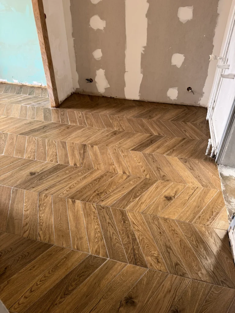 Carrelage imitation parquet pose chevron