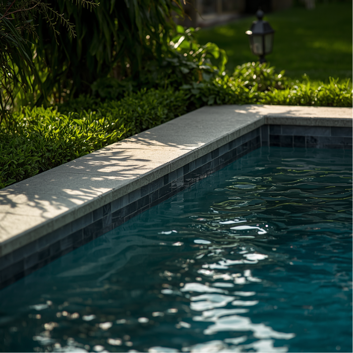 Margelle piscine 2